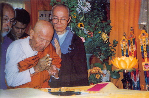 �ŤƦѩM�|�l������M�� - �Ӥ����EIn Memory of the Venerable Master Hsuan Huan - Photographs