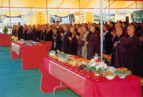 �ŤƦѩM�|�l������M�� - �Ӥ����EIn Memory of the Venerable Master Hsuan Huan - Photographs