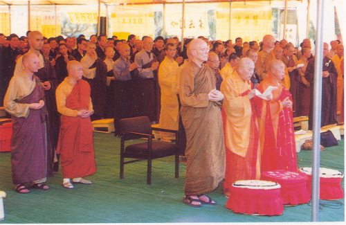 �ŤƦѩM�|�l������M�� - �Ӥ����EIn Memory of the Venerable Master Hsuan Huan - Photographs