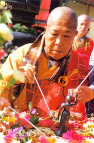 ŤƦѩM|lM - ӤEIn Memory of the Venerable Master Hsuan Huan - Photographs